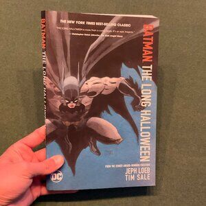 Batman: The Long Halloween Paperback Jeph Loeb Tim Sale DC Comics (2011)